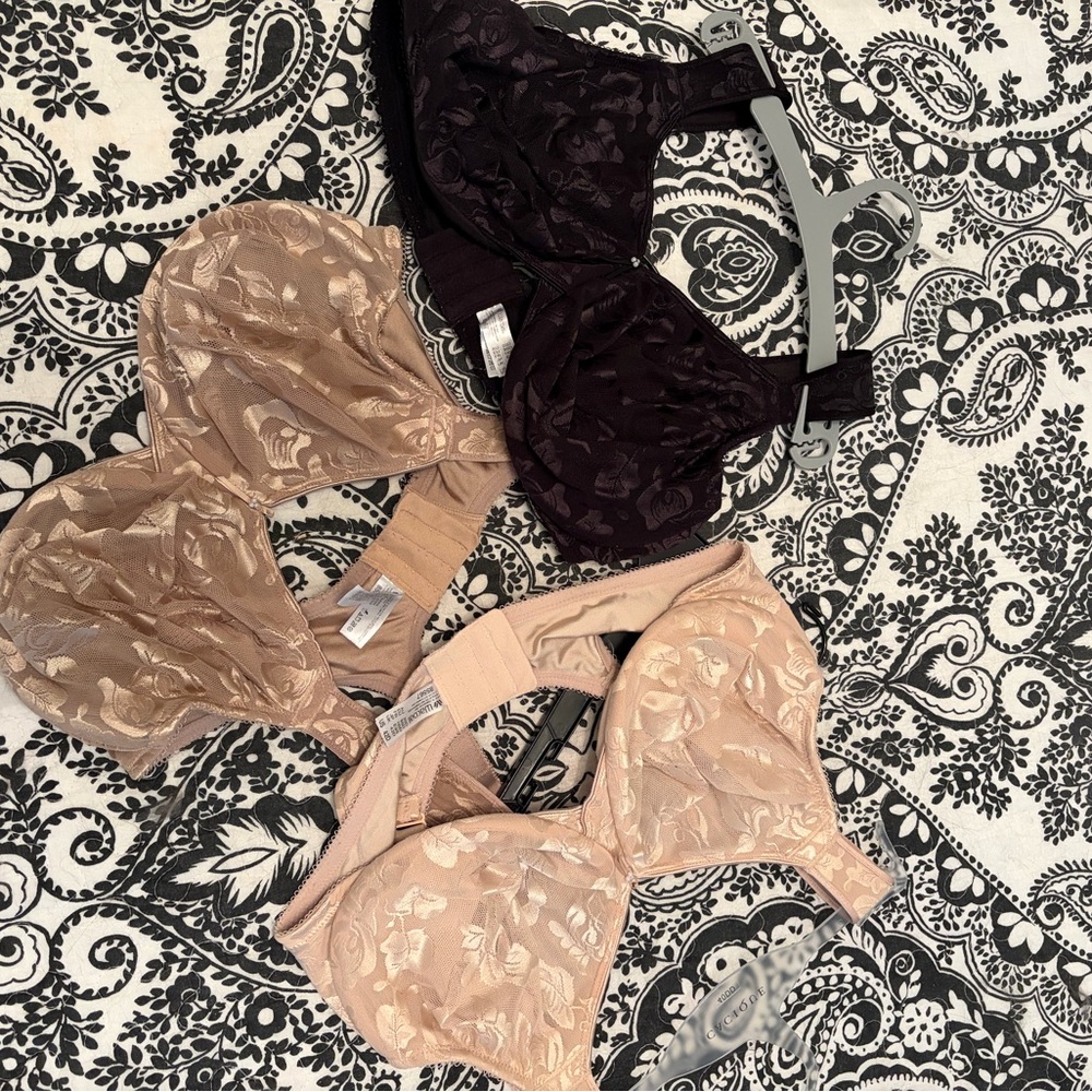Wacoal set of 3 awareness underwire bras- 42D - Picture 10 of 10
